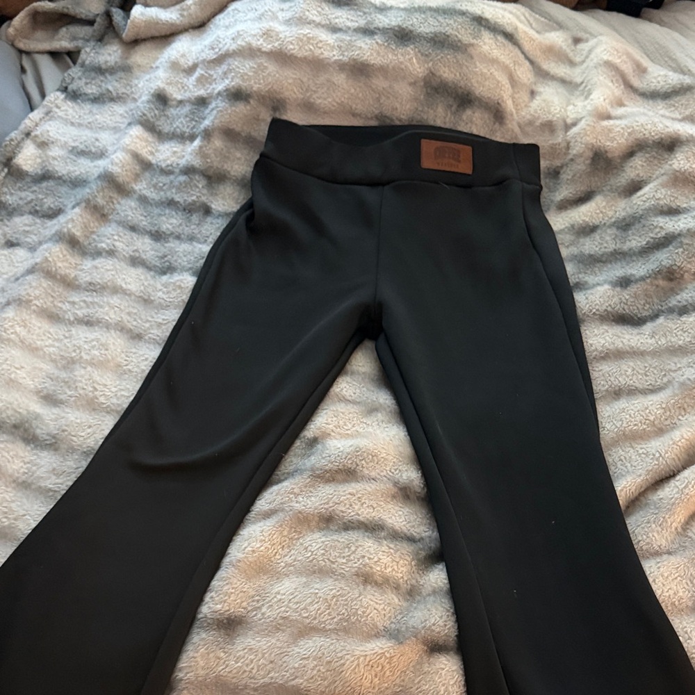 Black fleece line Flared Pants